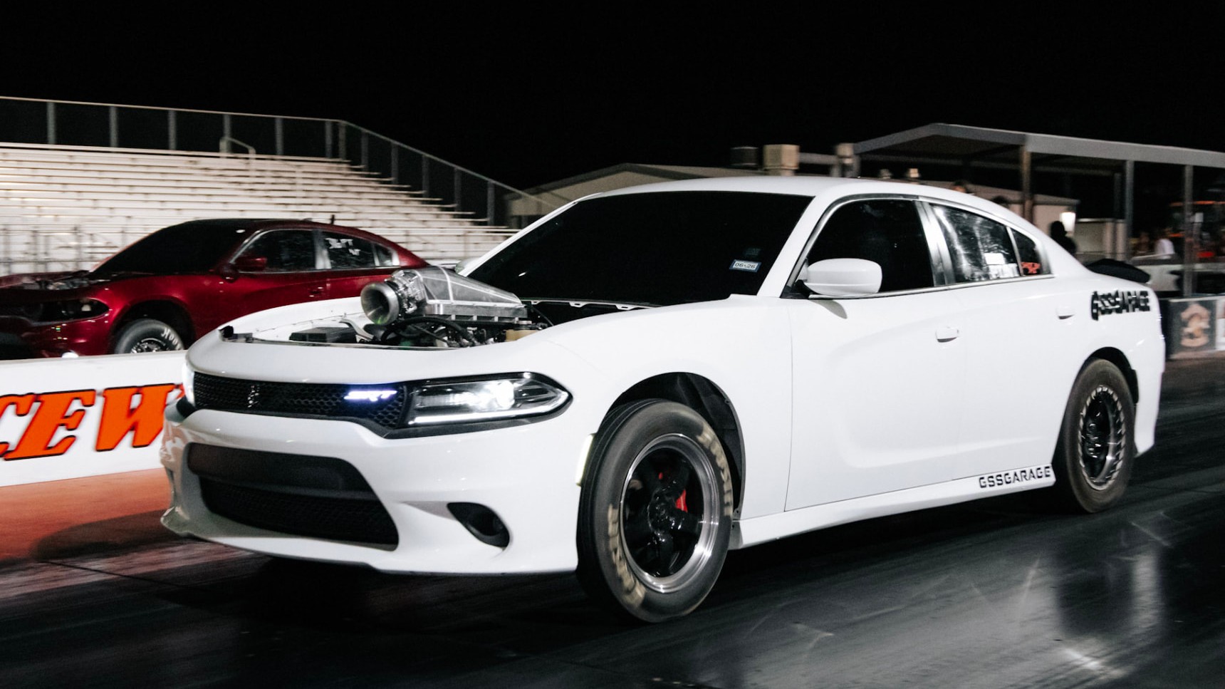 CHARGER SRT